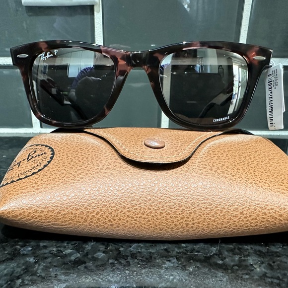 New with tags RayBan wayfare Chromamce - Picture 4 of 4